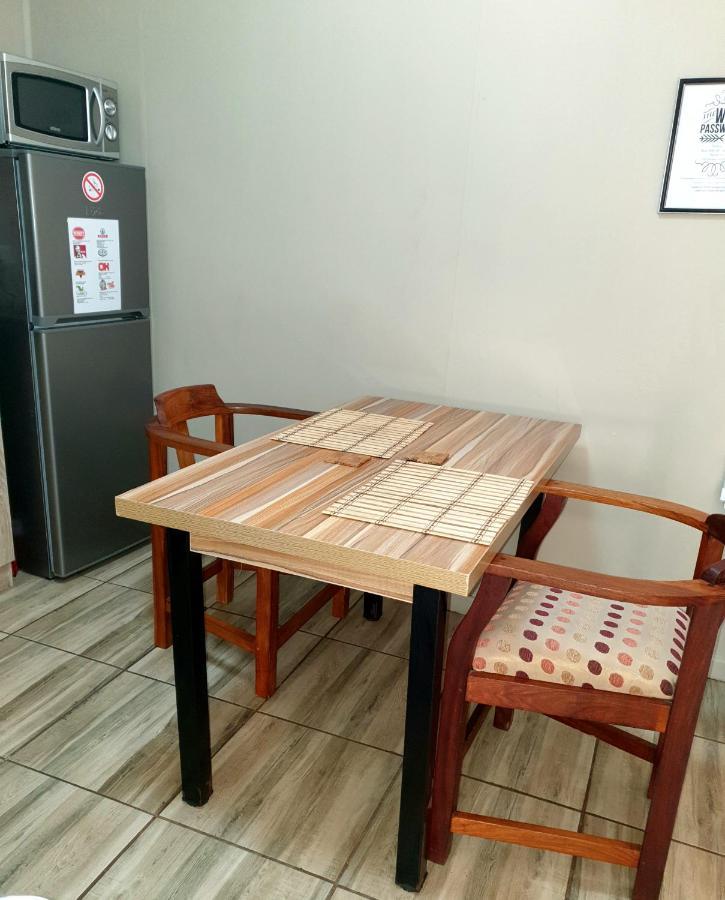 Rand Self-Catering Accommodation Carolina Ngoại thất bức ảnh
